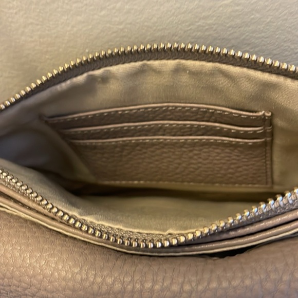 Celine Dion Collection taupe leather crossbody bag - Picture 14 of 16